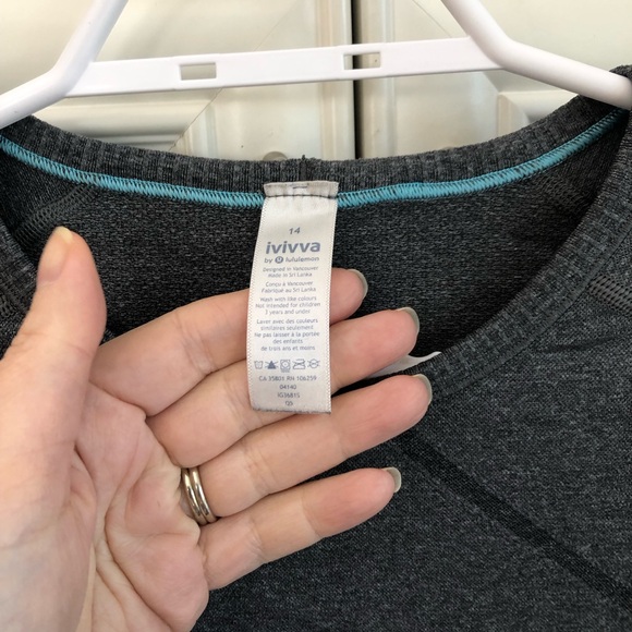 Ivivva by Lululemon Fly Tech girlโs t-shirt ๐ - Picture 10 of 11